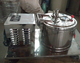 SB上部卸料潔凈離心機(jī)